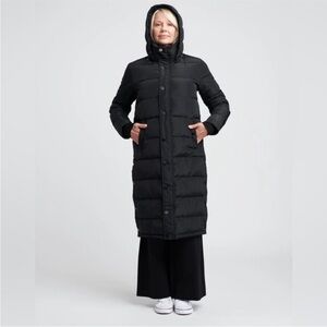 Everest Long Hooded Puffer Jacket-3XS (Fits M—Universal Standard’s oversized)
